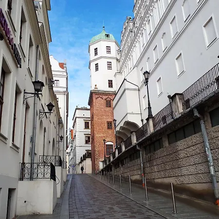 Starowka - Riverside Ii